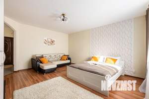 1-к квартира, посуточно, 58м2, 1/1 этаж