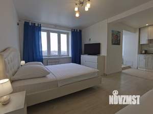 1-к квартира, посуточно, 38м2, 6/9 этаж