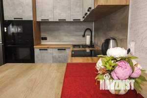 1-к квартира, посуточно, 42м2, 9/23 этаж