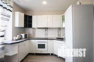 1-к квартира, посуточно, 42м2, 11/15 этаж