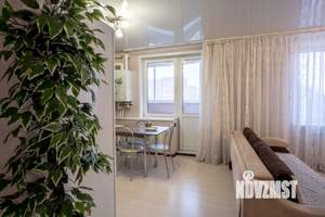 3-к квартира, посуточно, 80м2, 2/12 этаж