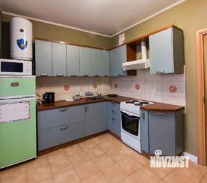 1-к квартира, посуточно, 42м2, 1/1 этаж