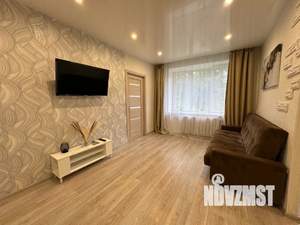 2-к квартира, посуточно, 40м2, 1/5 этаж