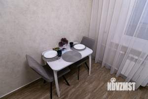 1-к квартира, посуточно, 38м2, 1/10 этаж