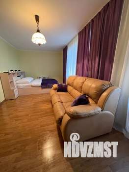 1-к квартира, посуточно, 50м2, 4/10 этаж