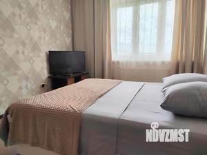 1-к квартира, посуточно, 42м2, 10/23 этаж