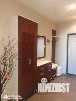 Студия квартира, посуточно, 42м2, 12/22 этаж