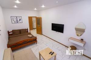 1-к квартира, посуточно, 42м2, 1/1 этаж