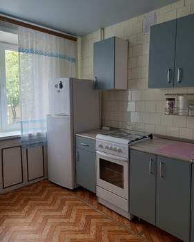 3-к квартира, на длительный срок, 64м2, 3/9 этаж