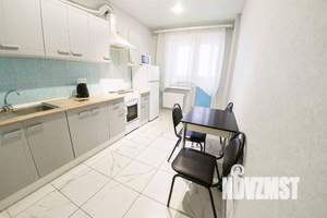1-к квартира, посуточно, 41м2, 1/1 этаж