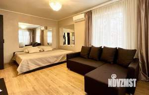 1-к квартира, посуточно, 33м2, 1/1 этаж