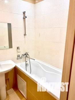 Студия квартира, посуточно, 41м2, 3/9 этаж