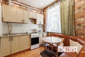 1-к квартира, посуточно, 35м2, 2/6 этаж