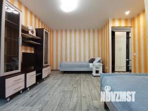 2-к квартира, посуточно, 43м2, 1/1 этаж