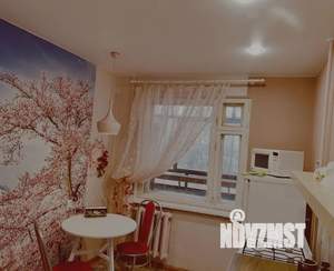 1-к квартира, посуточно, 37м2, 3/9 этаж