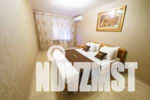 2-к квартира, посуточно, 65м2, 1/9 этаж