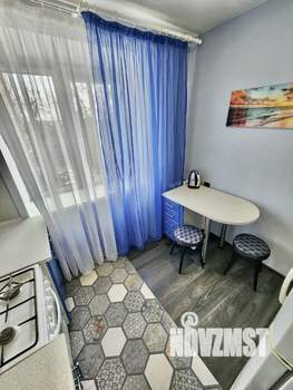 1-к квартира, посуточно, 35м2, 4/5 этаж