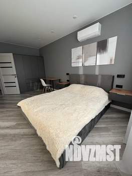 1-к квартира, посуточно, 40м2, 1/22 этаж