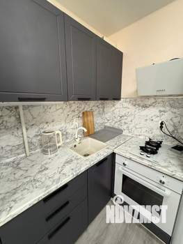 1-к квартира, посуточно, 46м2, 3/3 этаж