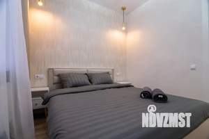 1-к квартира, посуточно, 38м2, 13/23 этаж