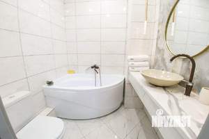 1-к квартира, посуточно, 40м2, 18/23 этаж