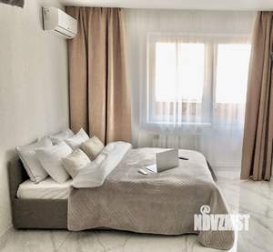 Студия квартира, посуточно, 35м2, 12/16 этаж