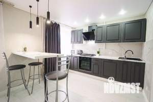 1-к квартира, посуточно, 42м2, 1/1 этаж