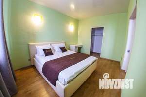 1-к квартира, посуточно, 47м2, 1/1 этаж