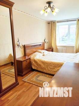 3-к квартира, посуточно, 59м2, 1/1 этаж