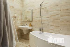 4-к квартира, посуточно, 38м2, 1/1 этаж