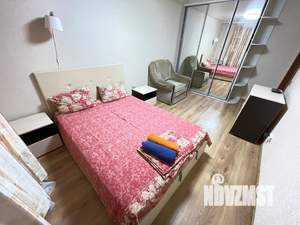 1-к квартира, посуточно, 40м2, 1/9 этаж