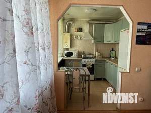 2-к квартира, посуточно, 45м2, 4/5 этаж