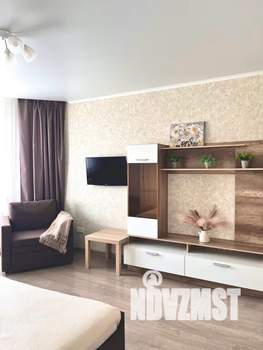 1-к квартира, посуточно, 42м2, 16/17 этаж