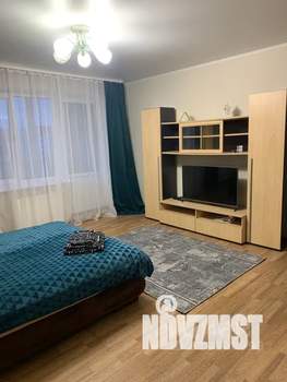 1-к квартира, посуточно, 42м2, 7/17 этаж