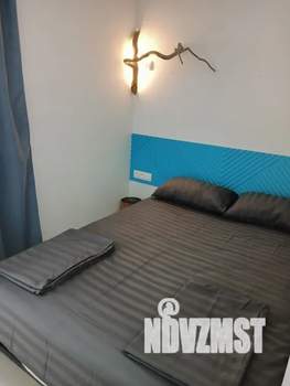 Студия квартира, посуточно, 42м2, 3/5 этаж