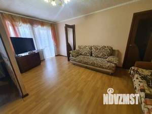 2-к квартира, посуточно, 60м2, 1/1 этаж