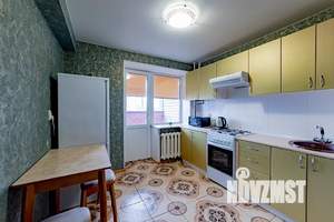 1-к квартира, посуточно, 42м2, 2/9 этаж