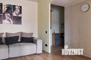 1-к квартира, посуточно, 35м2, 1/1 этаж