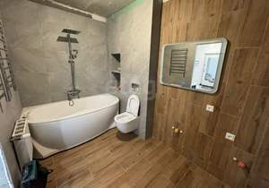 3-к квартира, вторичка, 82м2, 2/14 этаж