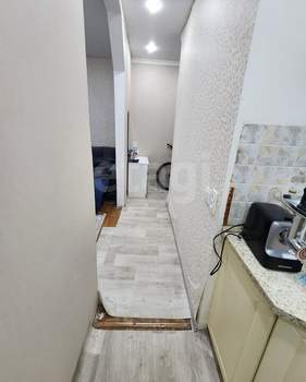 2-к квартира, вторичка, 43м2, 1/5 этаж