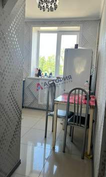 3-к квартира, вторичка, 65м2, 4/5 этаж