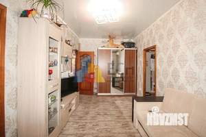 2-к квартира, вторичка, 43м2, 1/4 этаж