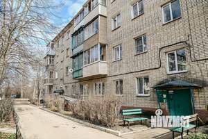 2-к квартира, вторичка, 41м2, 1/4 этаж