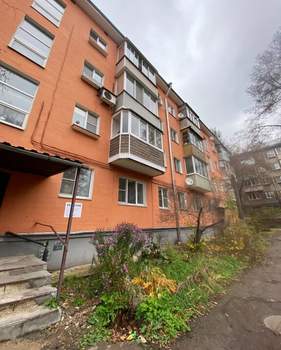 2-к квартира, вторичка, 46м2, 1/4 этаж