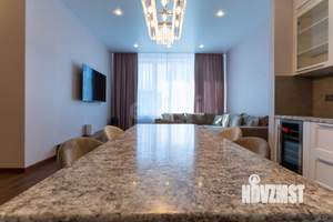 3-к квартира, вторичка, 97м2, 3/16 этаж
