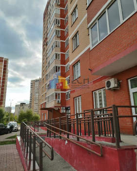 2-к квартира, вторичка, 57м2, 1/17 этаж