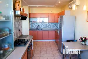 4-к квартира, вторичка, 141м2, 8/8 этаж