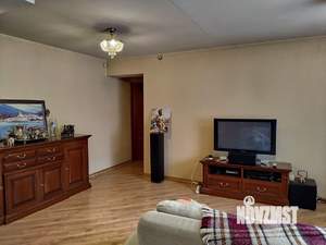 3-к квартира, вторичка, 113м2, 1/9 этаж