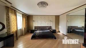 4-к квартира, вторичка, 130м2, 6/9 этаж