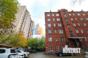 4-к квартира, вторичка, 74м2, 1/5 этаж